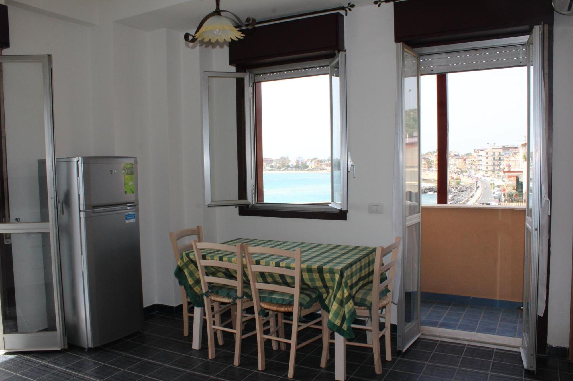 גיארדיני נאקסוס Appartamento Vista D'Incanto מראה חיצוני תמונה